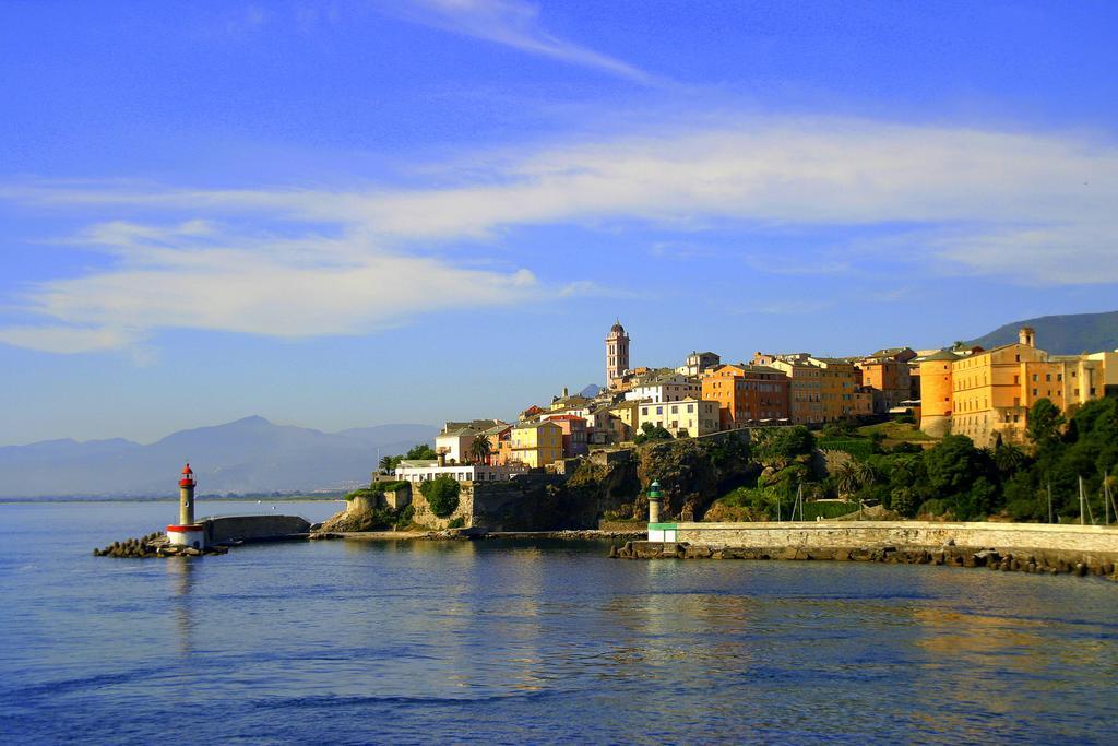 Ferienwohnung Casa Mantinum Au Coeur De La Citadelle Bastia  Exterior foto